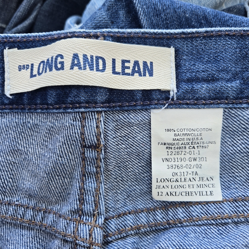 GAP Medium Blue High-Rise Flare Jeans - Picture 3 of 15